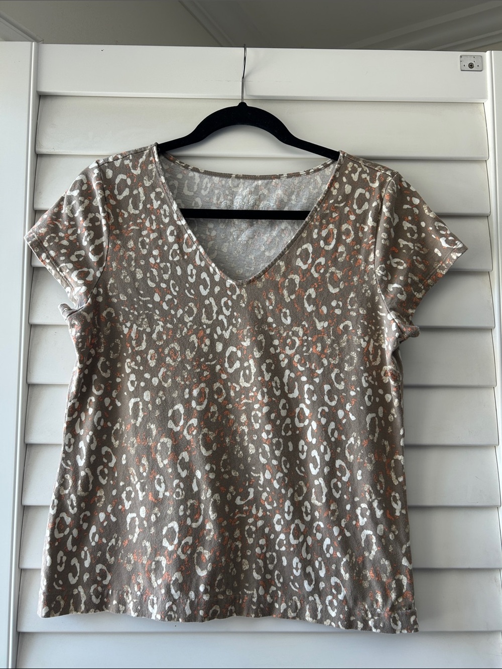 Tommy Hilfiger Taupe Leopard Print V-Neck Short Sleeve Top